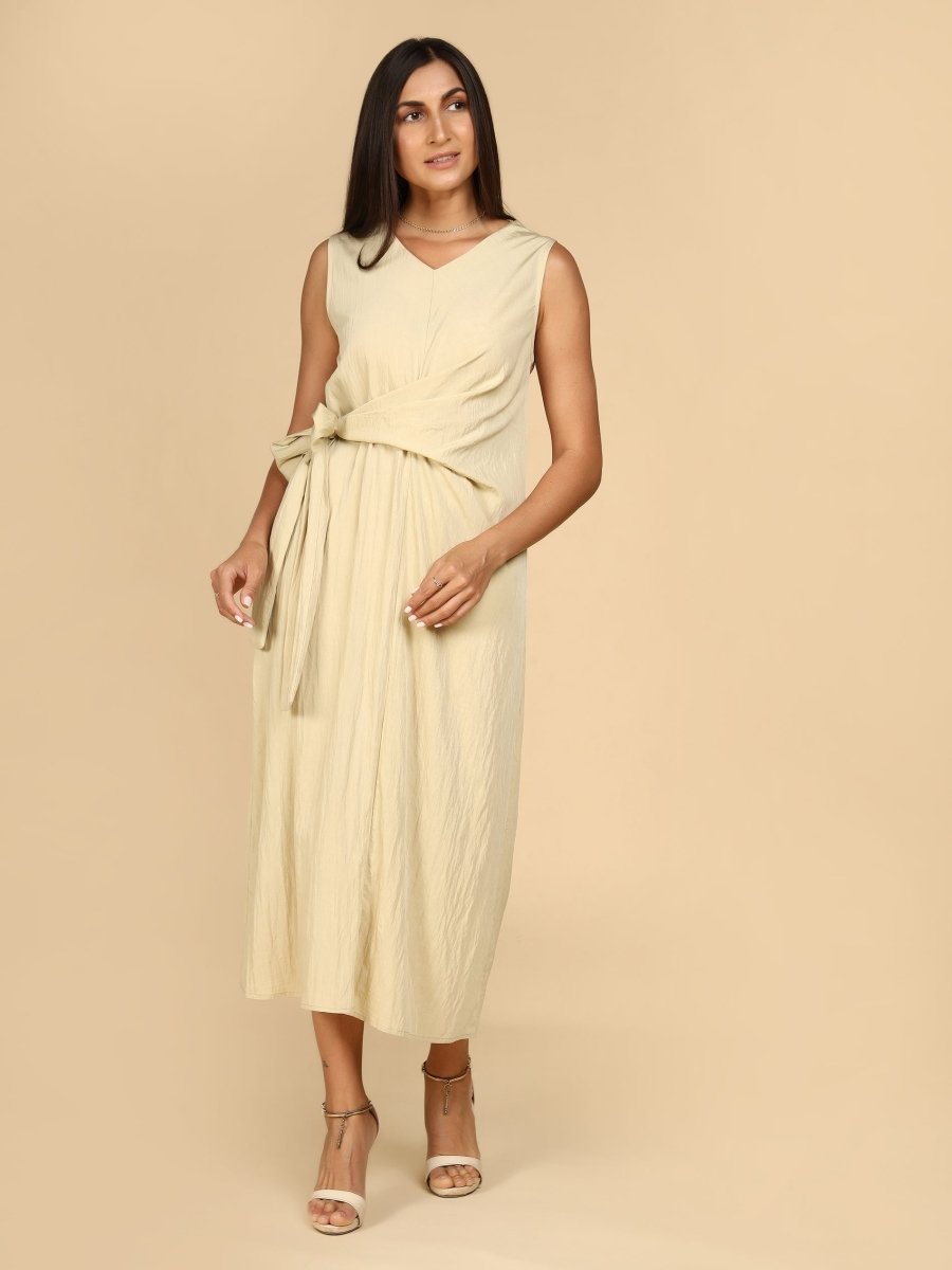 Cinched Silhouette Midi Dress - LEYR