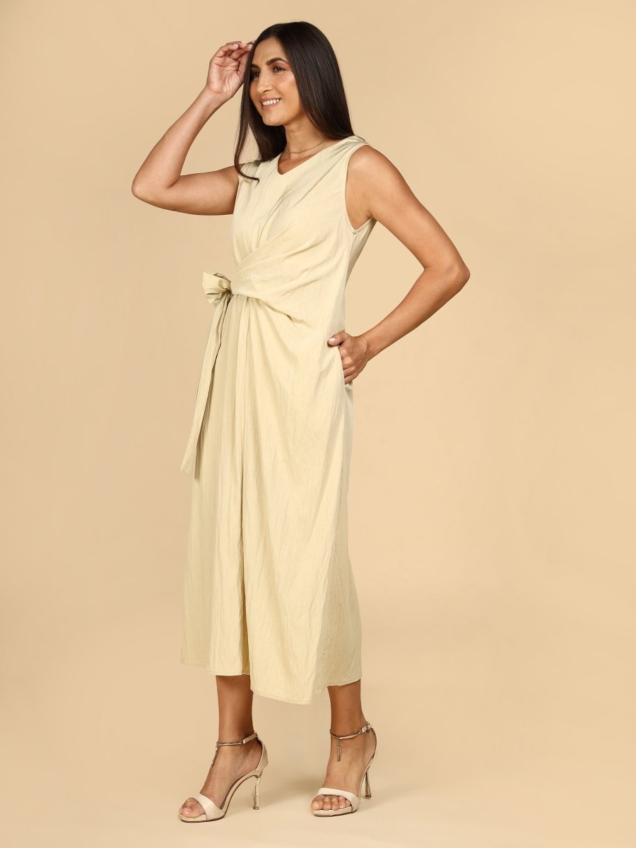 Cinched Silhouette Midi Dress - LEYR