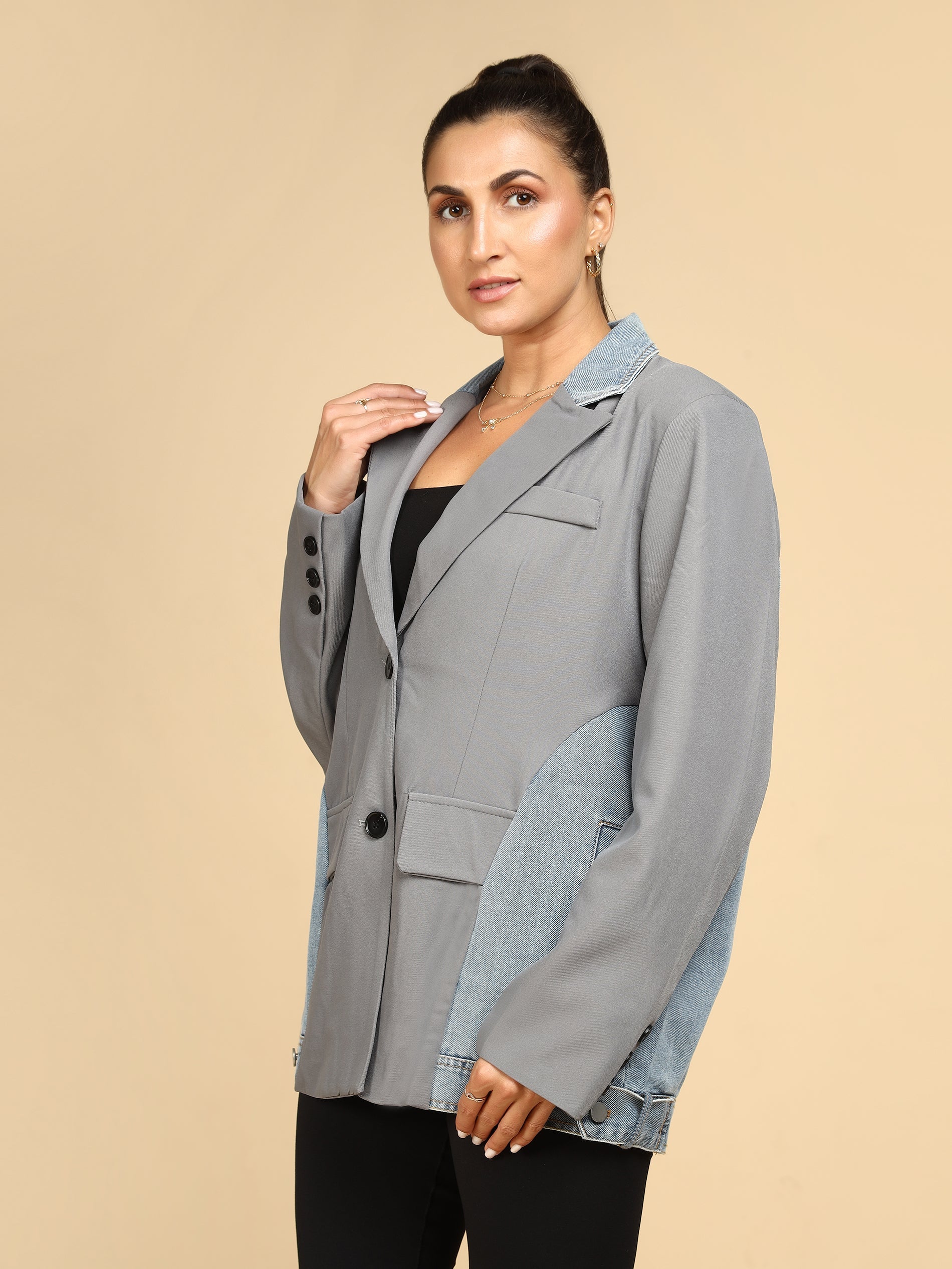 Bajari Grey